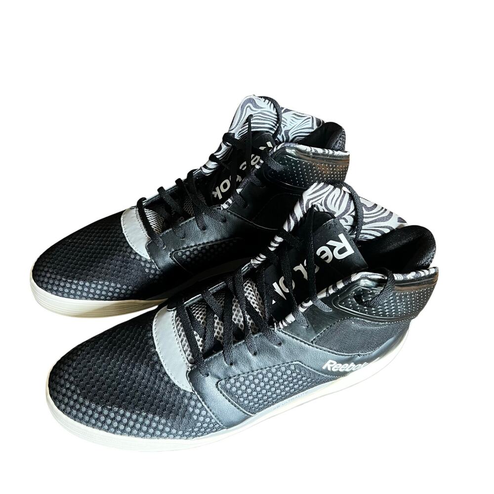 Reebok Les Mills Dance UrTempo Mid Womens Dance Sneakers 9.5 Black and White